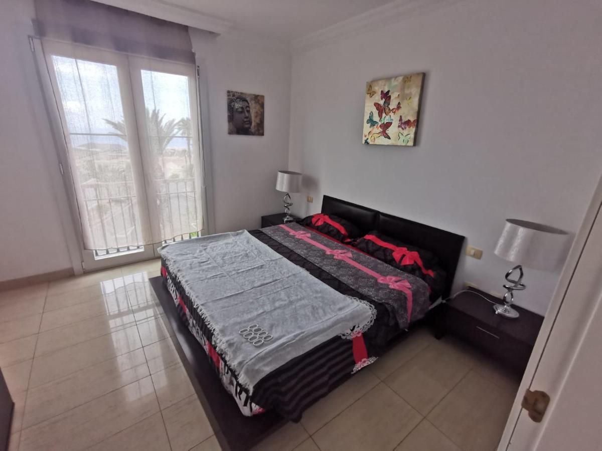 Relax And Enjoy In Tenerife Sud! Βίλα Chayofa Εξωτερικό φωτογραφία